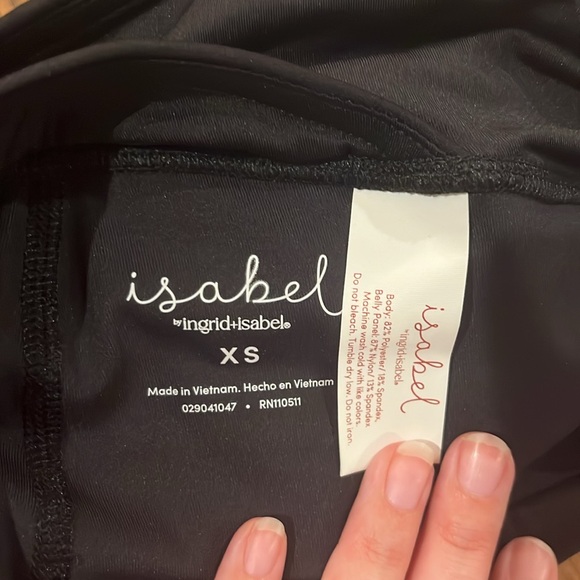 Isabel Maternity Active High Gloss Leggings - Picture 7 of 10